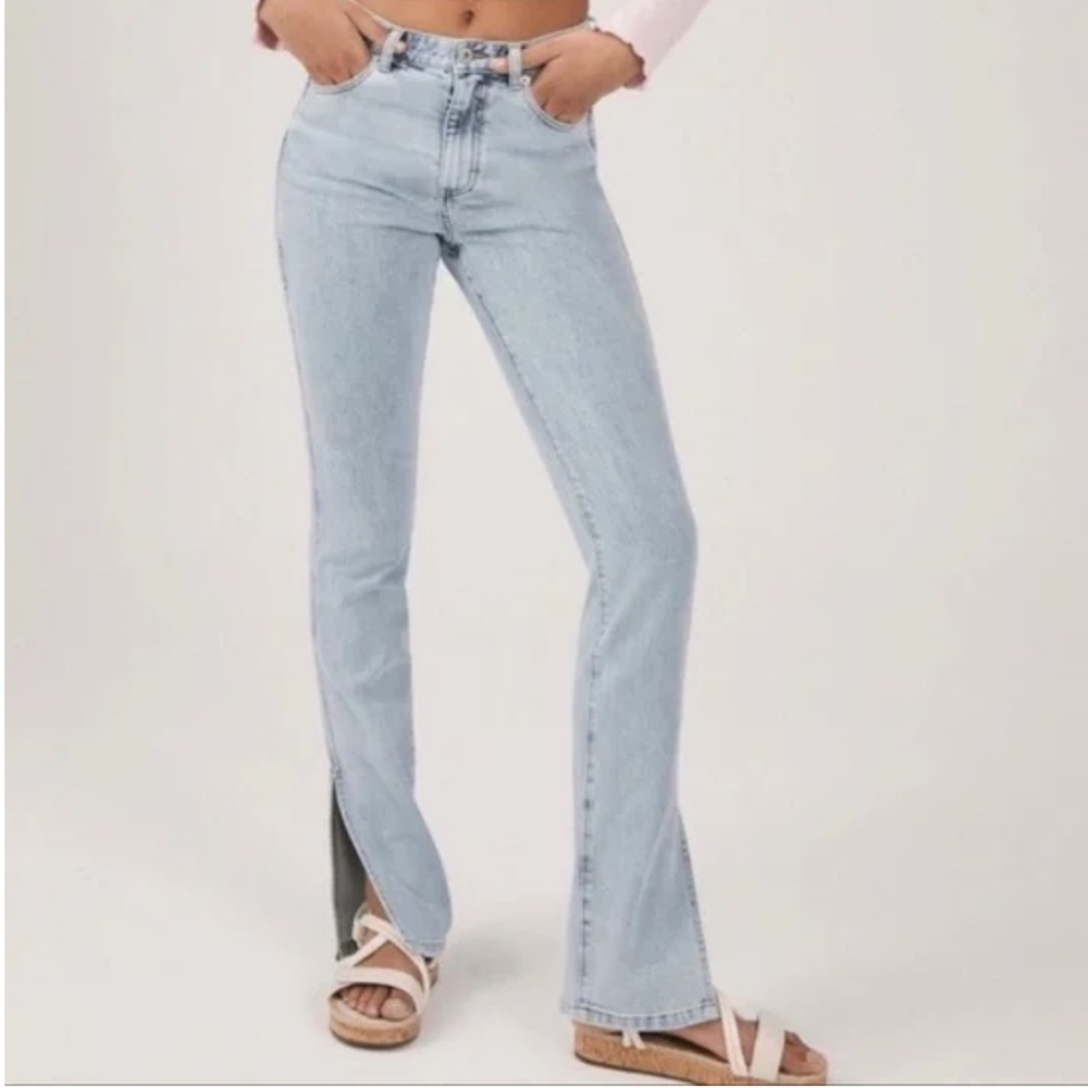 NWT Something Navy Nina Jeans with Side Slit